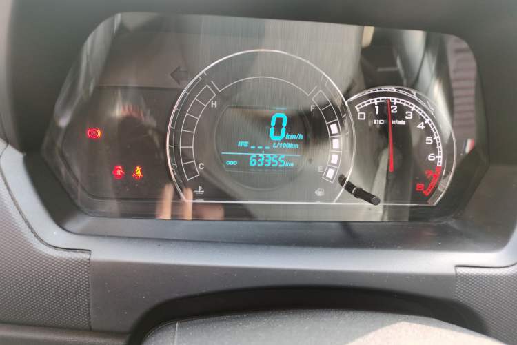 Used Great Wall M4 2014 1.5L manual Comfort trim level
