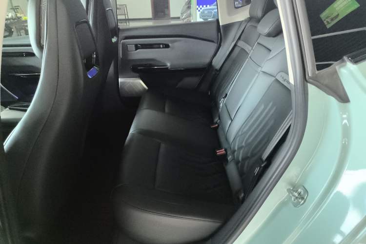 Used  GT 2023 560 Rear-Drive Seven-Wing Edition
