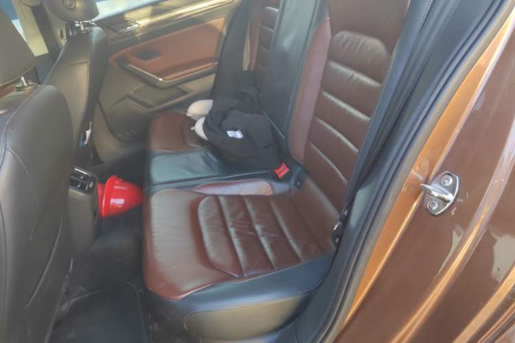 Used Volkswagen Lamando 2015 330TSI DSG Comfort Edition
