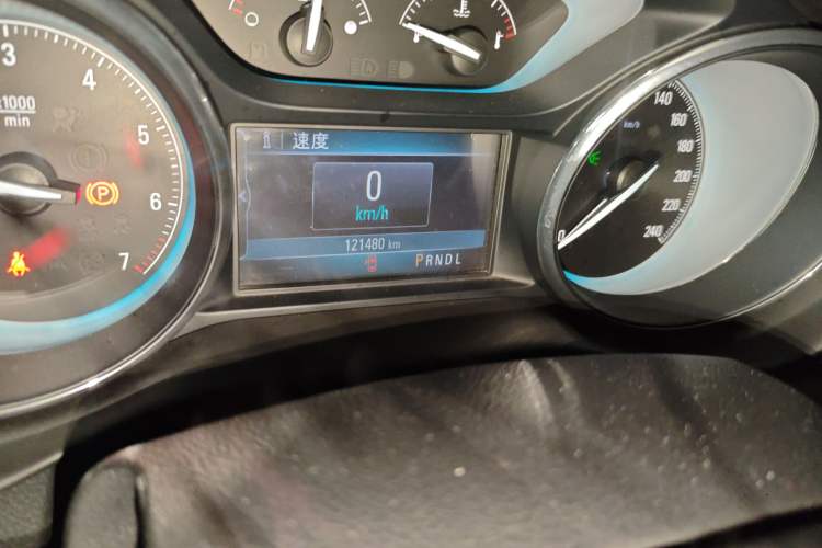 Used Buick Envision 2015 20T Two-Wheel-Drive Elite Model
