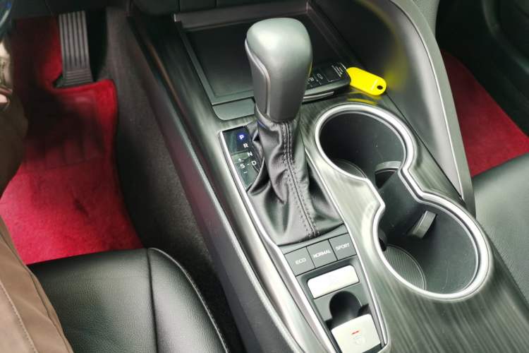 Used Toyota Camry 2021 2.5G Luxury Edition
