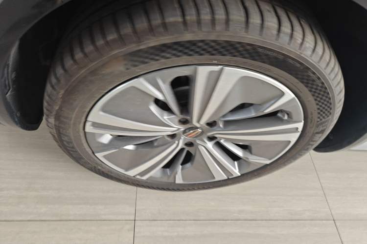 Used Hongqi E-HS9 2022 690 km Range Flagship Edition 7-Seater
