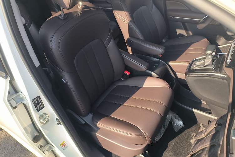 Used GAC Trumpchi M6 2019 270T DCT Prestige Edition (7-seater) China VI