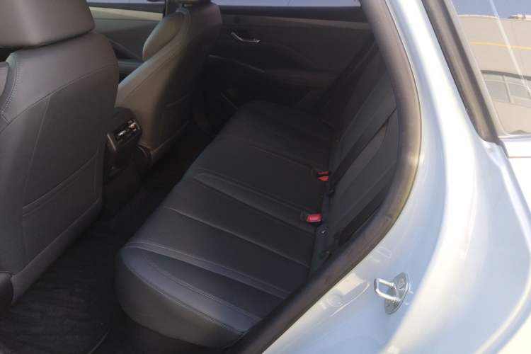 Used BYD Qin PLUS 2025 DM-i Smart Drive 120KM Superior Model
