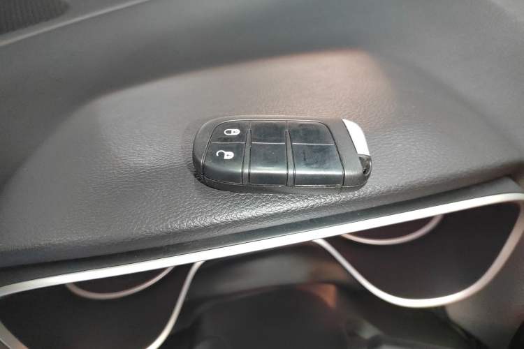 Used  Compass 2020 220T Automatic Elite Edition