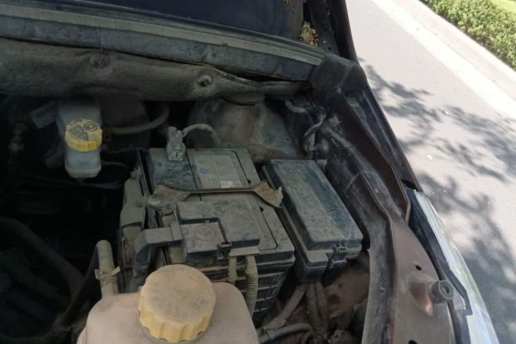 Used Baojun 730 2014 1.5L manual Comfort version 7 seats
