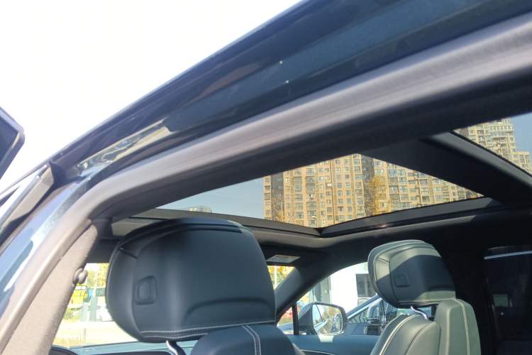 Used Cadillac LYRIQ 2022 Four-Wheel-Drive High-Performance Deluxe Edition
