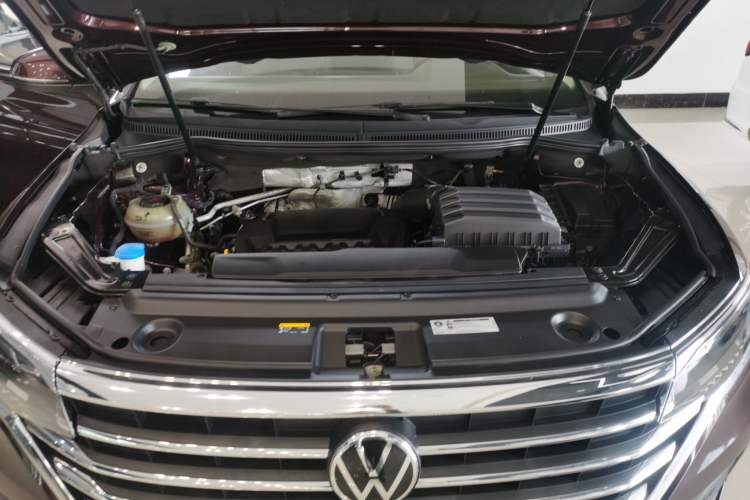 Used Volkswagen Viloran 2022 380TSI Luxury Edition
