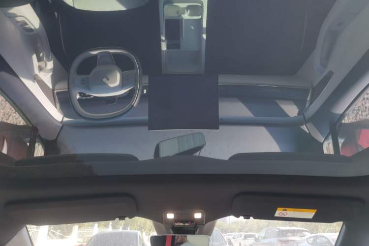 Used ONVO L60 2024 60 kWh Rear-Drive Version