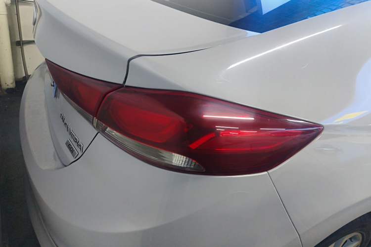 Used Hyundai Elantra 2016 1.6L Automatic ZhiXuan – Elite Version