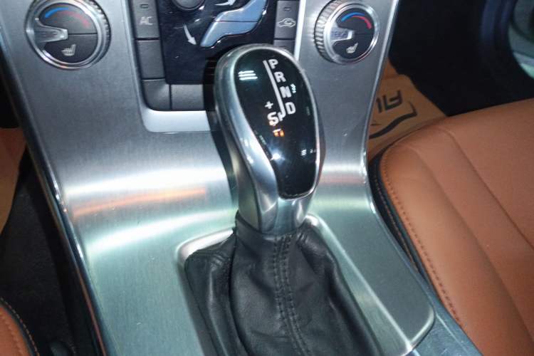 Used Volvo S60 2016 S60L T4 Zhiyuan Edition
