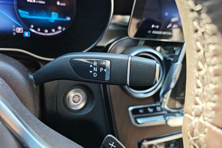 Used Mercedes-Benz GLC 2022 Refreshed GLC 300 L 4MATIC Dynamic Edition
