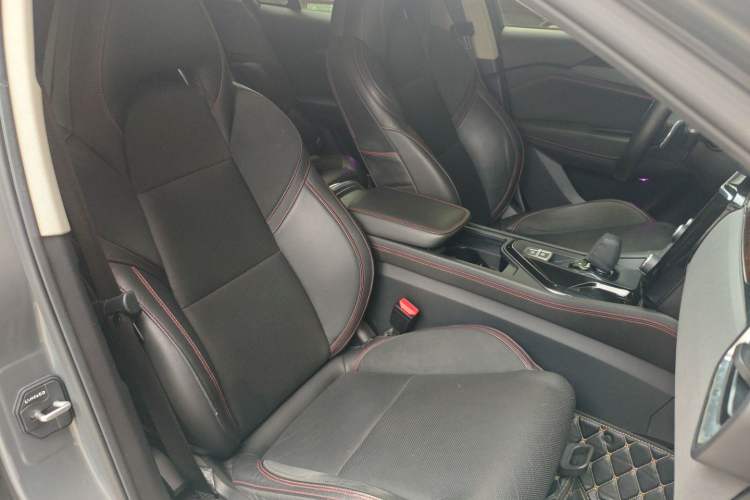 Used Lynk & Co 02 2018 1.5T DCT Two-Wheel Drive Sporty Version China V Standard