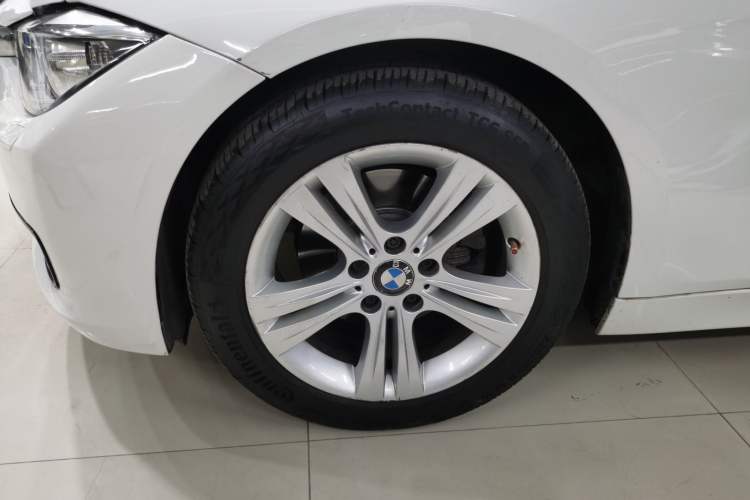 Used BMW 3 Series 2014 320i Sport Design Package
