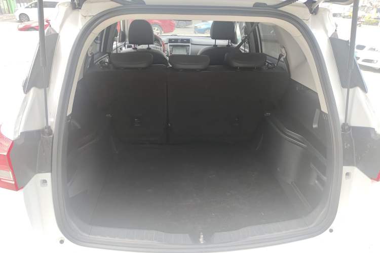 Used Haval M6 2019 1.5T DCT Two-Wheel Drive Elite Version China VI Standard
