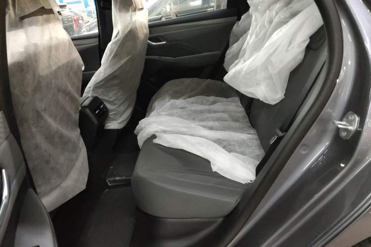 Used BYD Qin PLUS 2025 DM-i Smart Drive 55KM Leading Model
