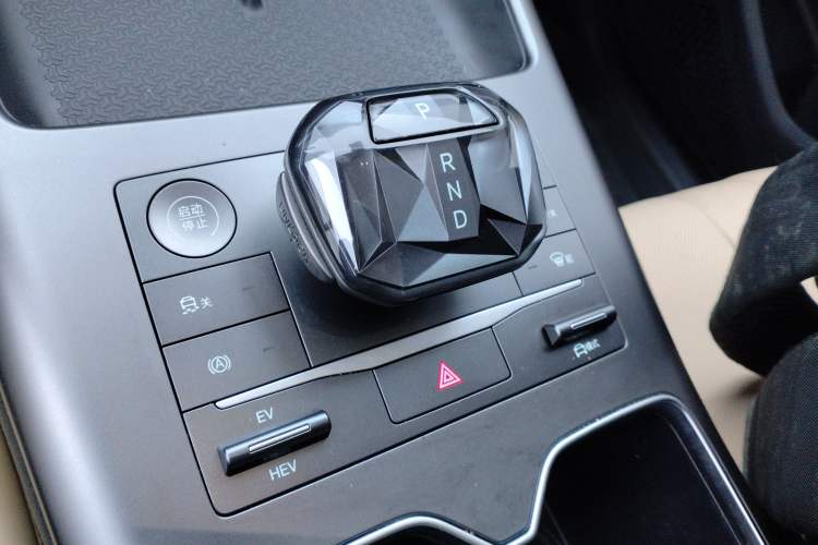 Used BYD Song Pro New Energy 2025 Second-Generation DM-i 115KM Overachiever Trim