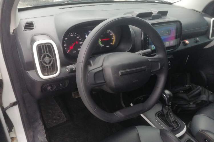 Used Roewe Clever 2022 311km QiQi BoBo Edition
