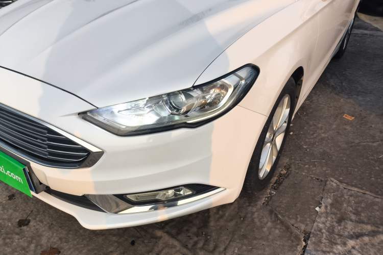 Used Ford Mondeo 2018 EcoBoost 180 Smart Control Fashion Model China VI Standard
