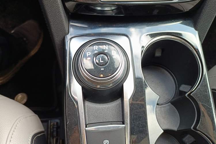 Used Ford Escape 2020 EcoBoost 245 Two-Wheel-Drive Comfort Edition
