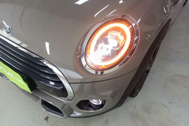 Used  MINI 2019 1.5T COOPER Racing Edition Five-Door Model