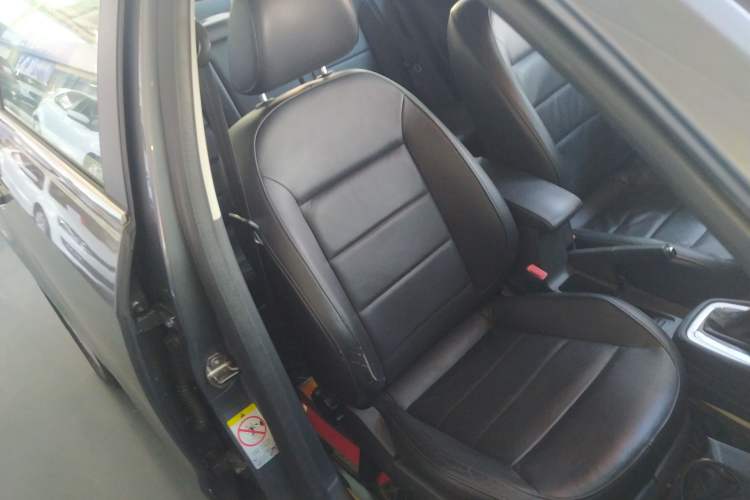 Used Volkswagen Lavida 2013 Restyled Classic 1.6L Automatic Comfort Edition