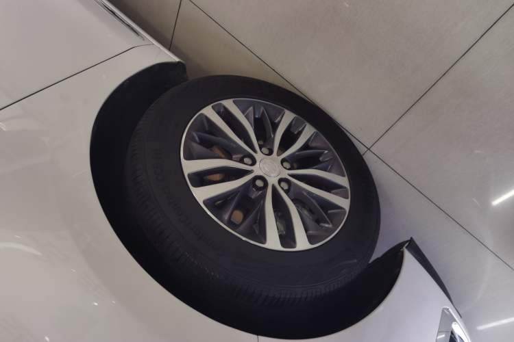 Used Buick GL8 2023 ES Lu Zun Deluxe Model
