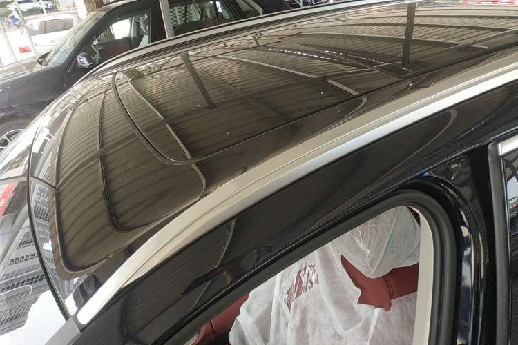 Used BMW X5 2023 xDrive 30Li Luxury M Sport Package
