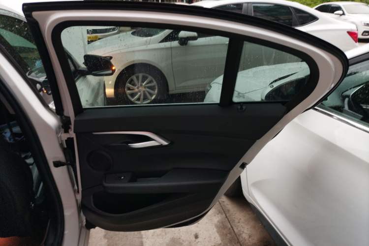 Used BMW 1 Series 2018 Facelifted 118i Sport Edition
