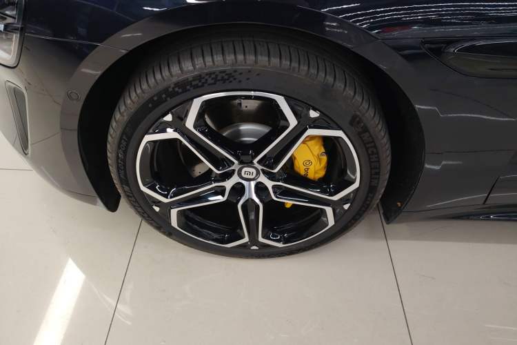 Used  SU7 2024 Rear-Drive Ultra-Long Range Advanced Pro-Level Intelligent Driving Version
