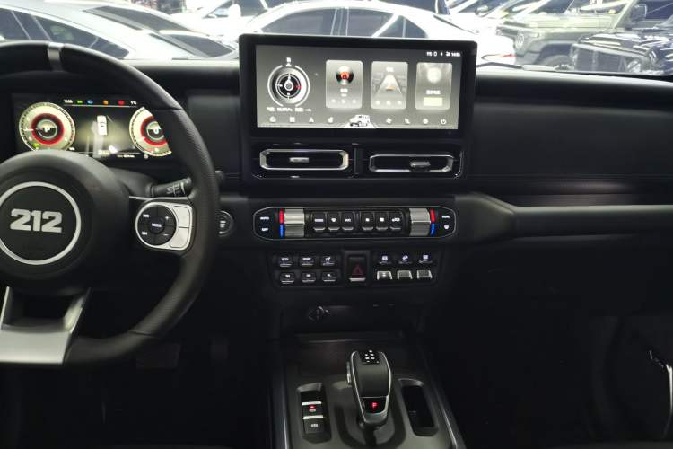 Used  T01 2024 2.0T Mechanic
