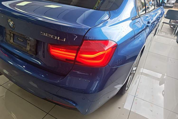 Used BMW 3 Series 2018 320Li Leading Model M Sport Package
