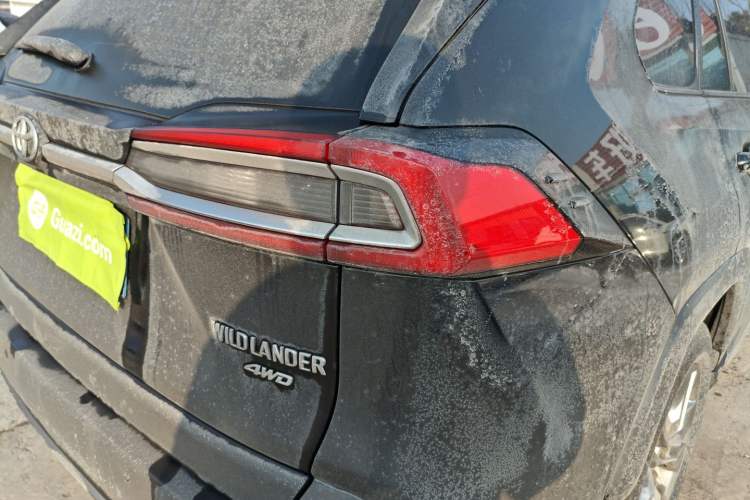 Used Toyota Wildlander 2022 2.0L CVT 4x4 Luxury PLUS Edition
