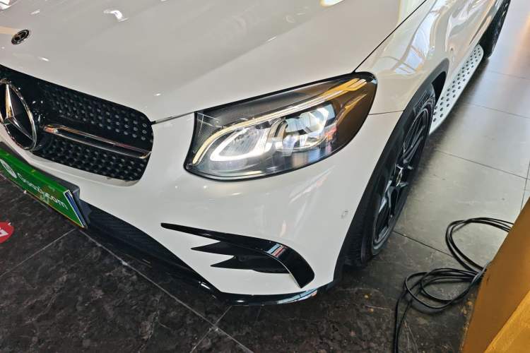 Used Mercedes-Benz GLC Coupe 2019 GLC 200 4MATIC Coupe SUV
