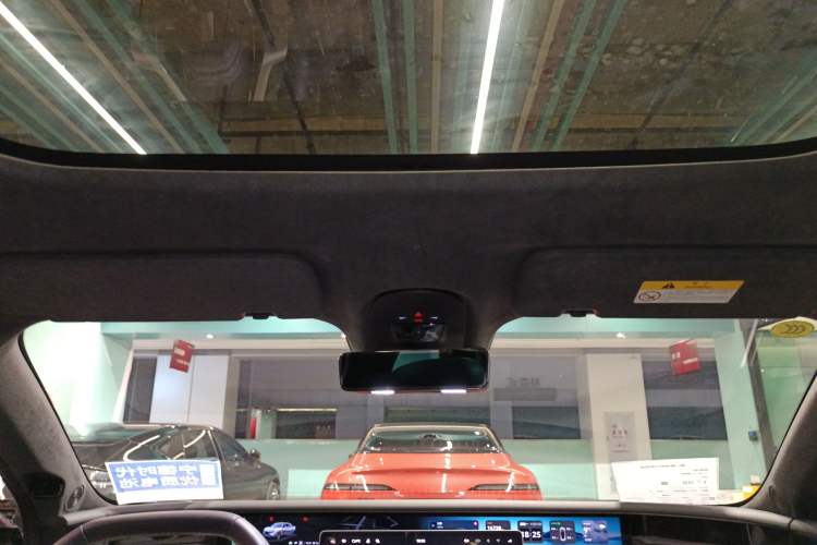 Used  07 2024 Max Extended-Range Edition
