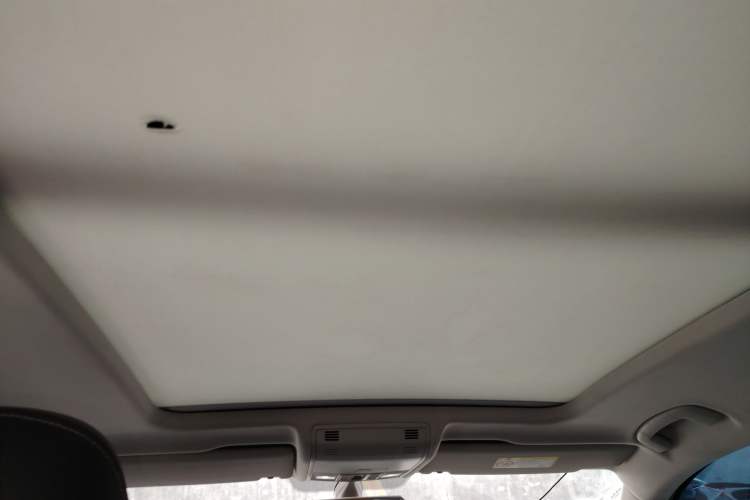 Used Volkswagen Tayron 2019 330TSI Two-Wheel Drive Luxury Model China VI Standard