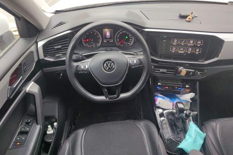 Used Volkswagen Tayron 2020 330TSI Two-Wheel Drive Luxury Smart Connectivity Version