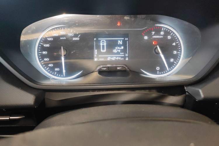 Used Wuling Alvez 2022 1.5L Manual Free-Style Model