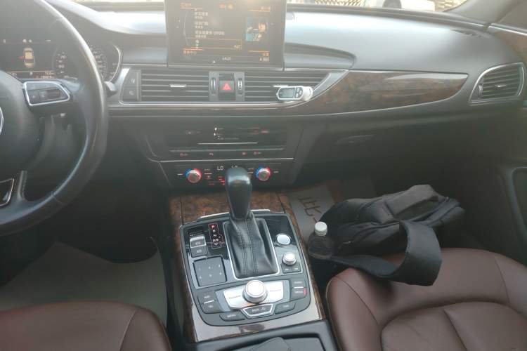 Used Audi A6L 2018 30th Anniversary Edition 45 TFSI quattro Sport model