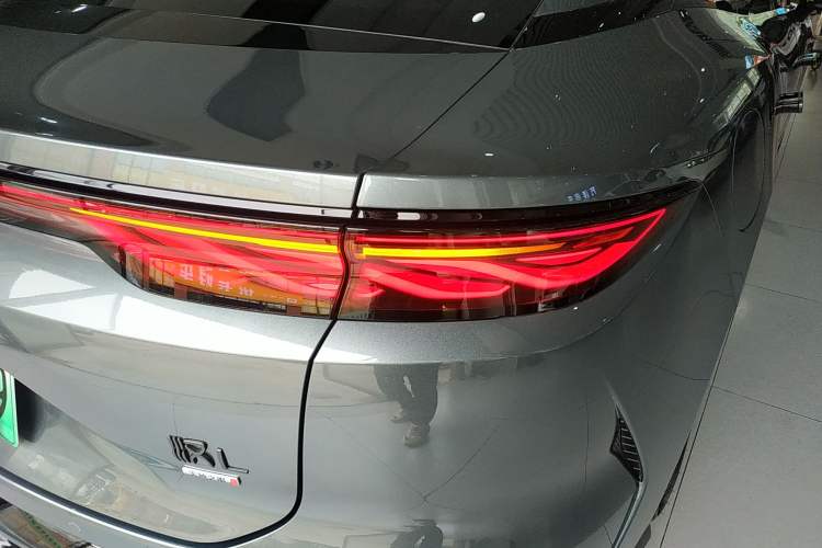 Used BYD Han L 2025 EV 701KM LiDAR Deluxe Edition
