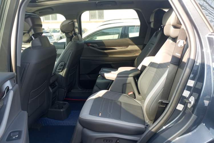 Used Ford Edge 2023 Ford Explorer L 2.0T EcoBoost Four-Wheel Drive 7-Seater Supreme Model
