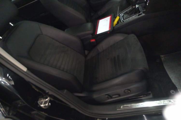 Used Volkswagen Magotan 2018 330TSI DSG Luxury Model