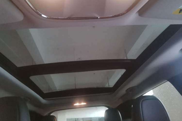 Used  Cherokee 2016 2.4L Leading Edition