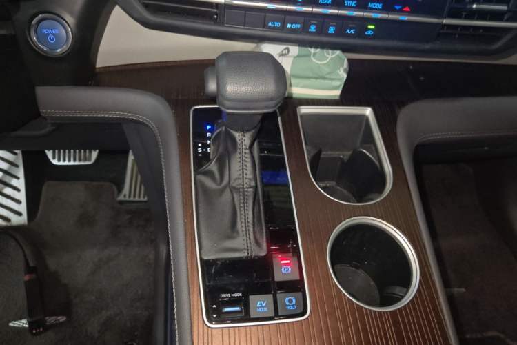 Used Toyota Sienna 2021 2.5L Hybrid Comfort Edition
