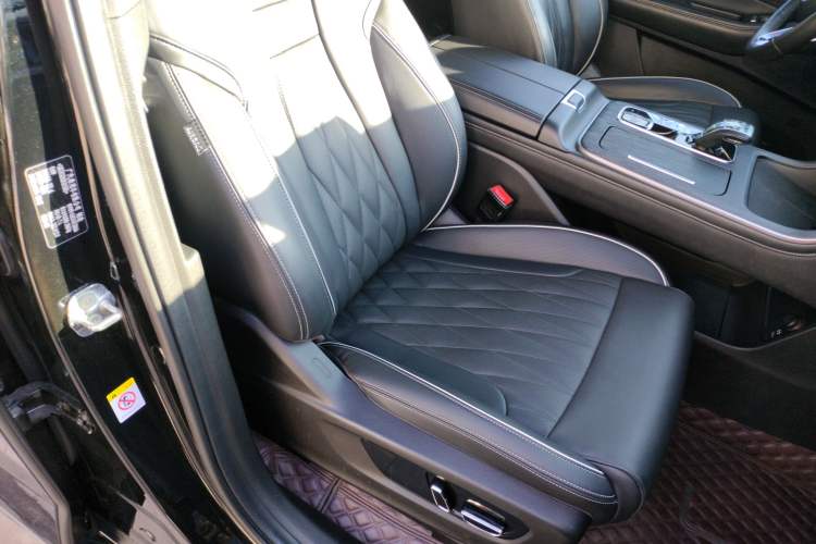 Used GAC Trumpchi GS8 2022 Linghang Series 2.0 TGDI Two-Wheel-Drive Luxury Smart Connectivity Version (7 Seats)