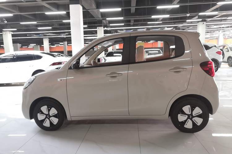 Used Wuling Hongguang MINIEV 2025 Four-Door Version Advanced Edition
