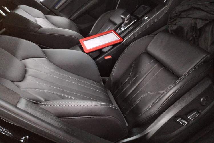 Used Audi Q5L 2023 40T Luxury Dynamic Model