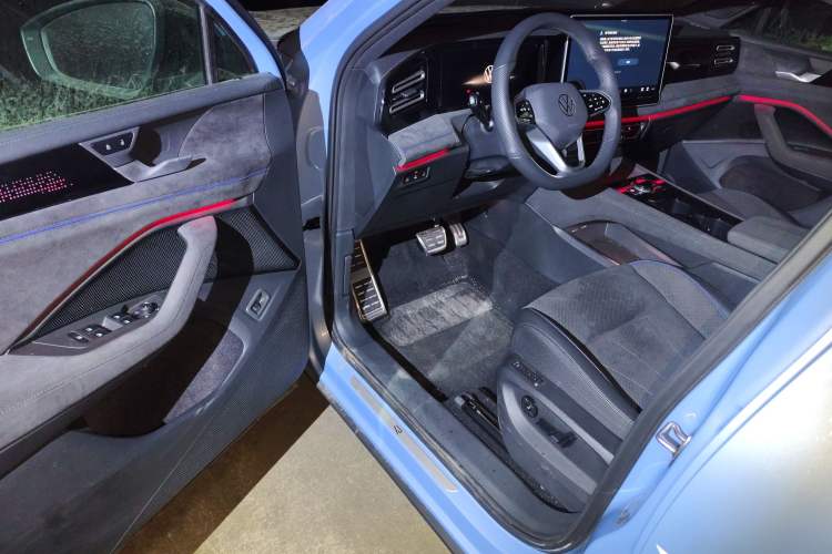 Used Volkswagen Tiguan L 2024 PRO 380TSI Four-Wheel Drive R-Line Prestige Edition
