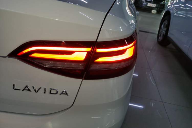 Used Volkswagen Lavida 2023 1.5L Automatic De Yi Edition
