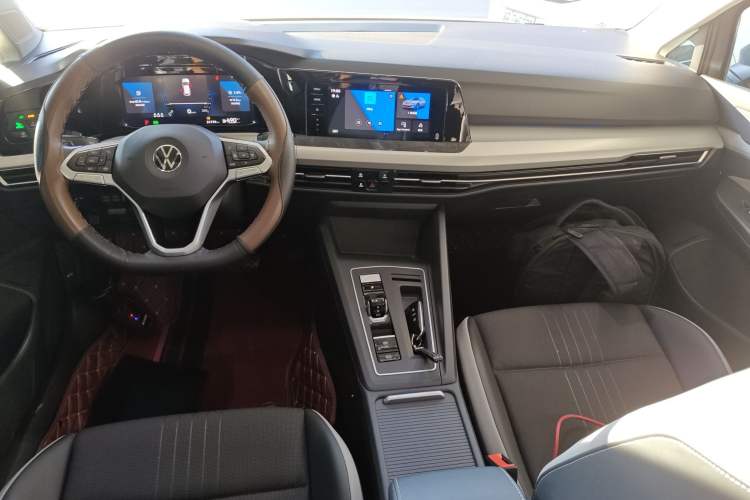 Used Volkswagen Golf 2023 280TSI DSG Pro
